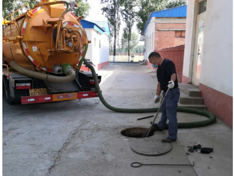 广州萝岗清理化粪池 马桶疏通 地漏 高压清洗