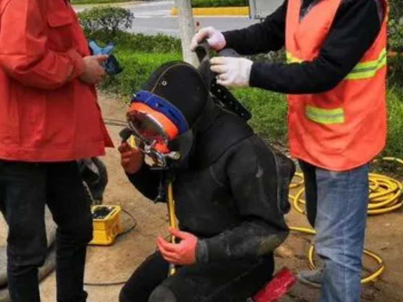 广州萝岗区茘红路通厕所，地漏，通下水道，马桶